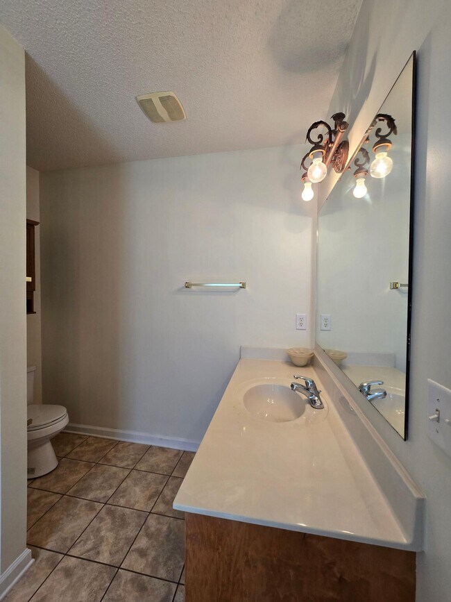 Building Photo - 3140 Firestone Ct