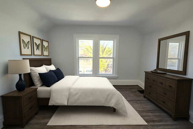 Building Photo - 328 Rosewood Ave