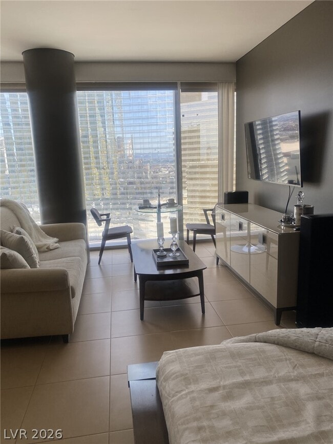 Building Photo - 3726 S Las Vegas Blvd