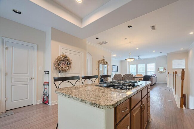 Building Photo - 24 Versante Ct