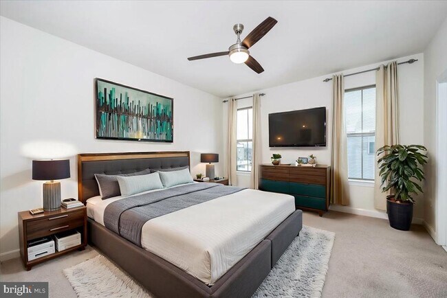 Building Photo - 45366 Daveno Square