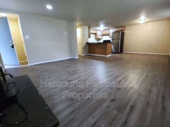 Building Photo - 7155 Tracyton Blvd NW