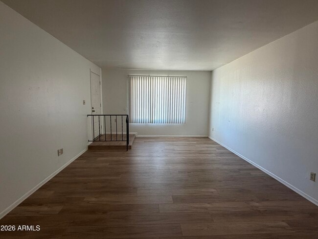 Building Photo - 3011 W Campo Bello Dr