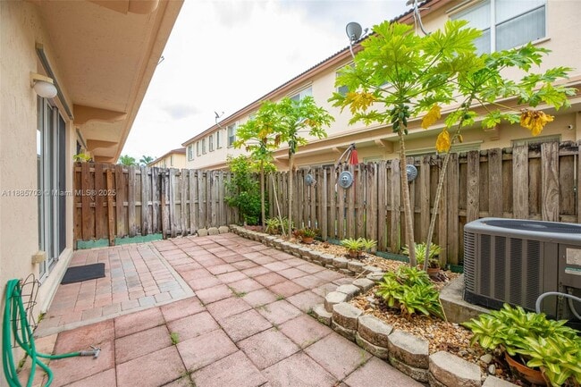 Building Photo - 12842 SW 135th St