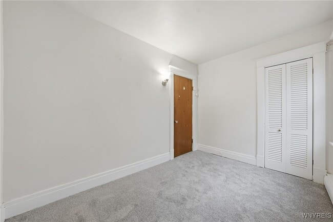 Building Photo - 691 Columbus Pkwy