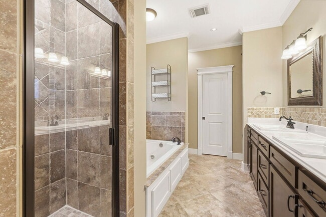 Building Photo - 1521 Prince St