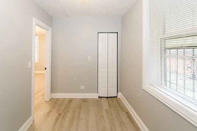Building Photo - 834 N Mozart St