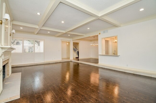 Building Photo - 44 Bayou Pointe Dr