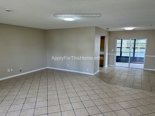Building Photo - Single Family Home