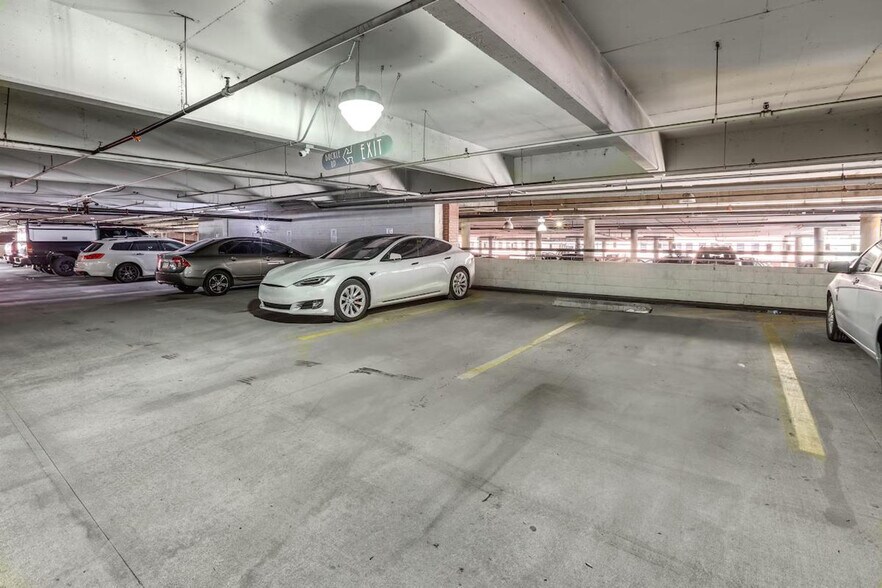 Building Photo - 1305 Speer Blvd