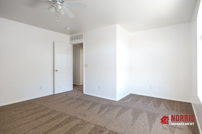 Building Photo - Spacious Home in Magic Ranch in Florence