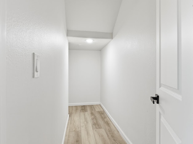 Building Photo - Spacious 3-bedroom home offering 1,785 sq ft of comfortable living space.