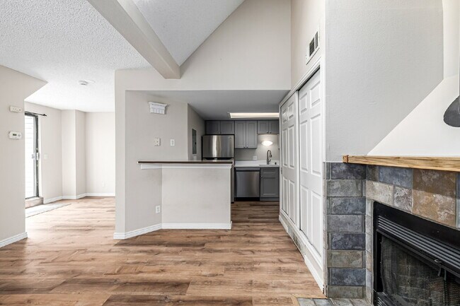 Building Photo - "Cozy 1-Bedroom Condo Retreat in Prime Thornton Location – Perfect for Modern Living!"