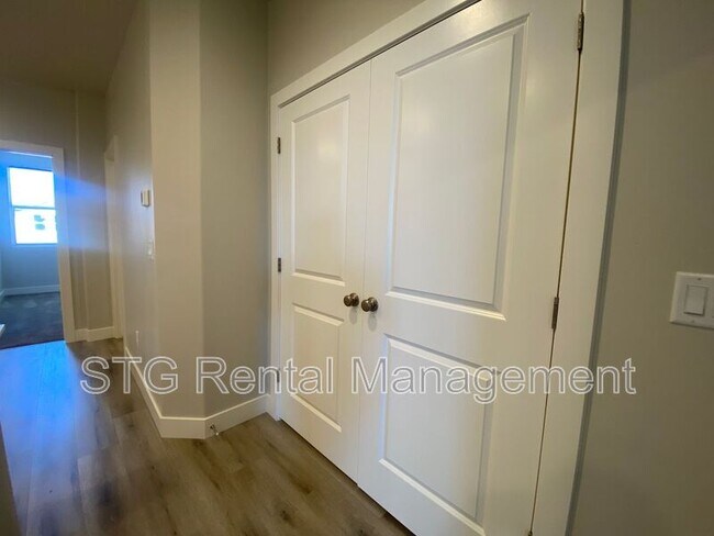 Building Photo - 1130 S 4380 W