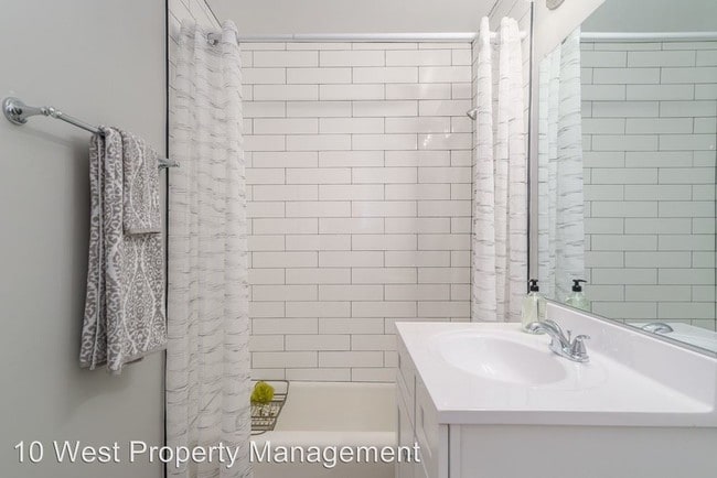 Building Photo - 34-46 S Kensington Ave