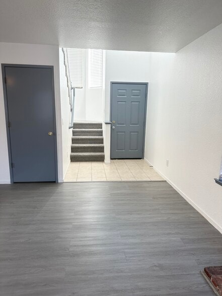 Building Photo - 3661 La Mancha Pl