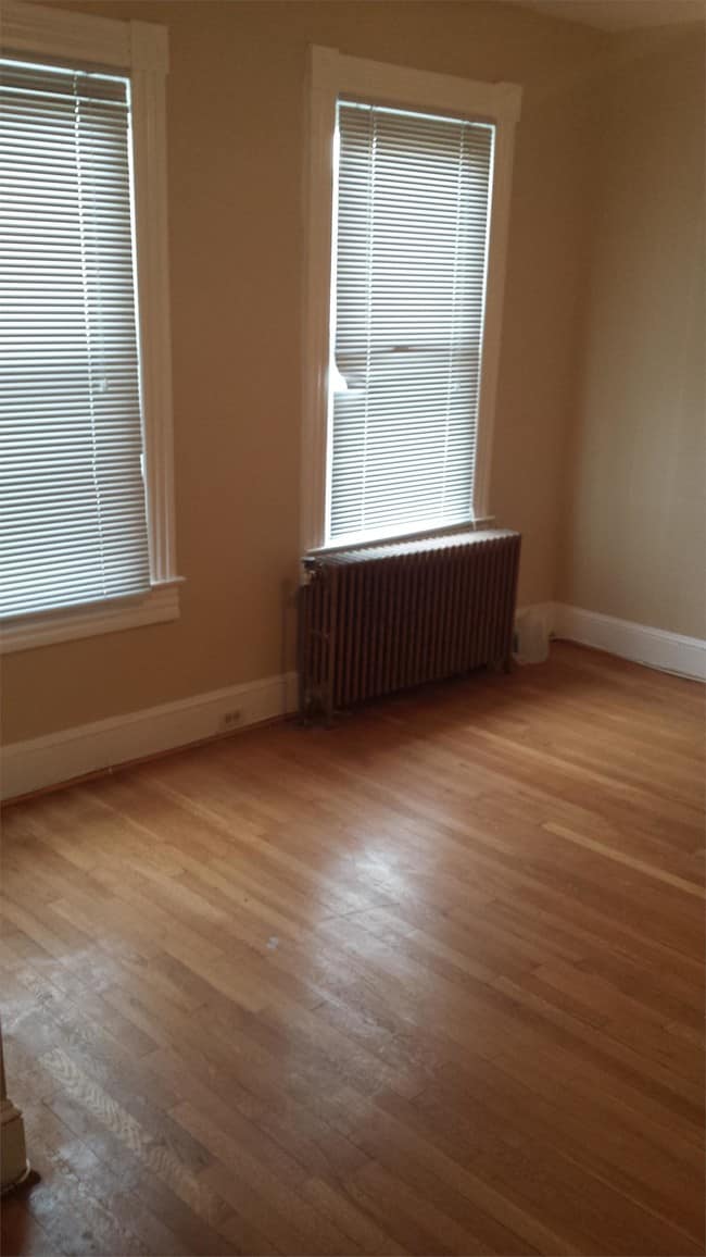 Building Photo - 2315 N Charles St