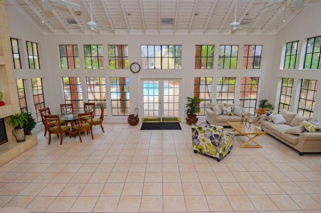 Building Photo - 8605 Mallard Reserve Dr