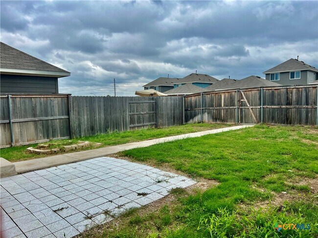 Building Photo - 1220 Esplanade Pkwy