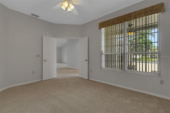Building Photo - 4044 Penshurst Park