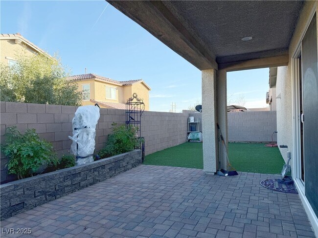 Building Photo - 9840 Berkley Brk Ct