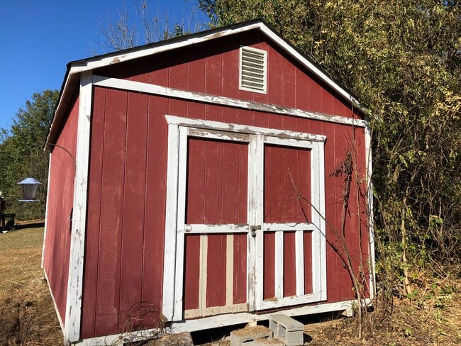 Building Photo - 1167 Hall Memorial Rd NW