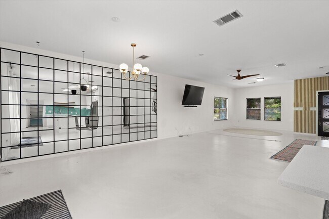 Building Photo - 8353 Steamline Cir