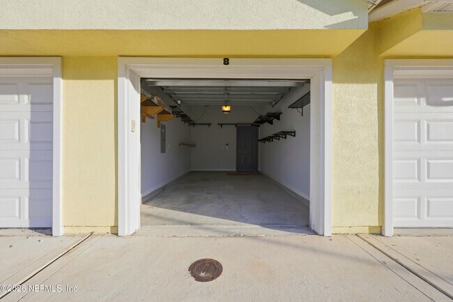 Building Photo - 13835 Herons Landing Way
