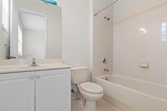 Building Photo - 419 SW 147th Ave
