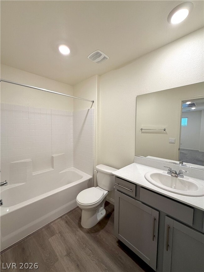 Building Photo - 5646 Mesa Sedona St