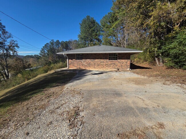 Building Photo - Move In This November & Save Big! Half Off...