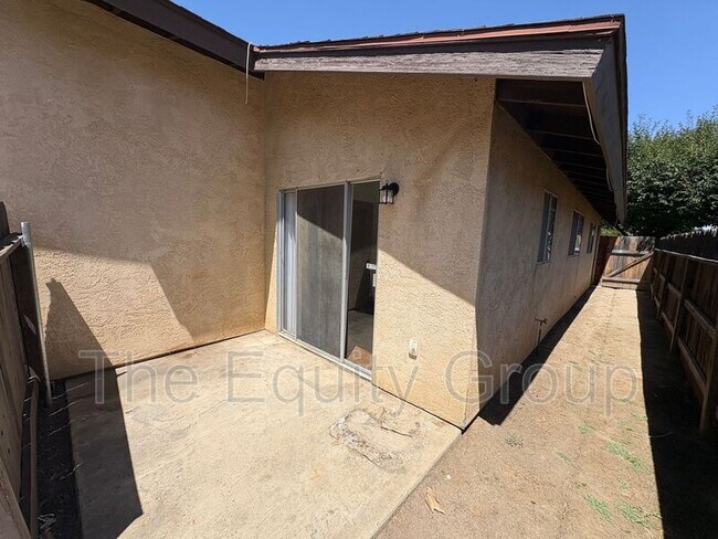 Building Photo - 2037 S Tracy Ct