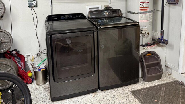 Building Photo - 1504 Dorothy Dr