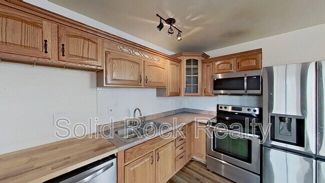 Building Photo - 1139 Mt Werner Cir