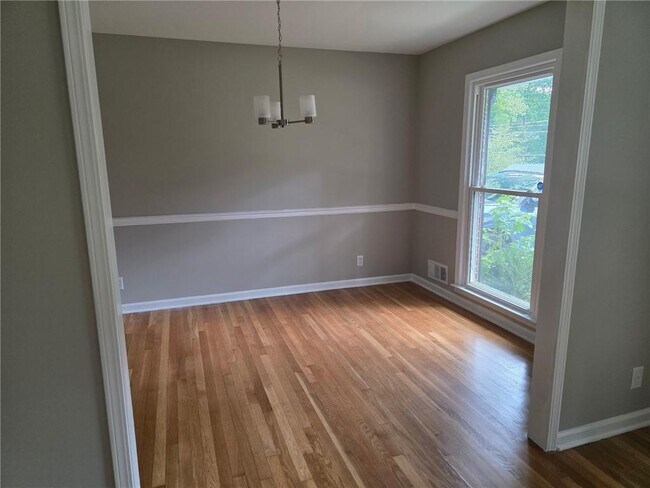 Building Photo - 4886 Candlewood Ln