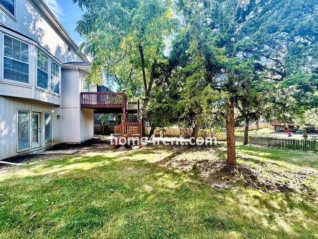 Building Photo - Beautifully Renovated Home in Olathe with a Finished Basement!