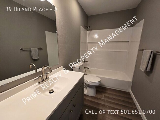 Building Photo - 39 Hiland Pl