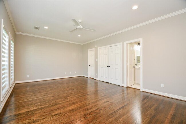 Building Photo - 1807 Elmen St