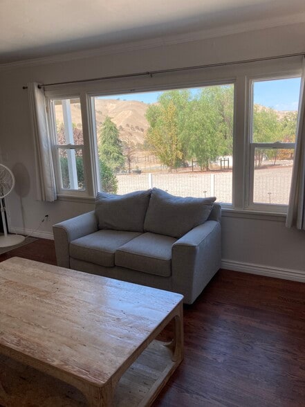 Building Photo - 76955 Indian Valley Rd