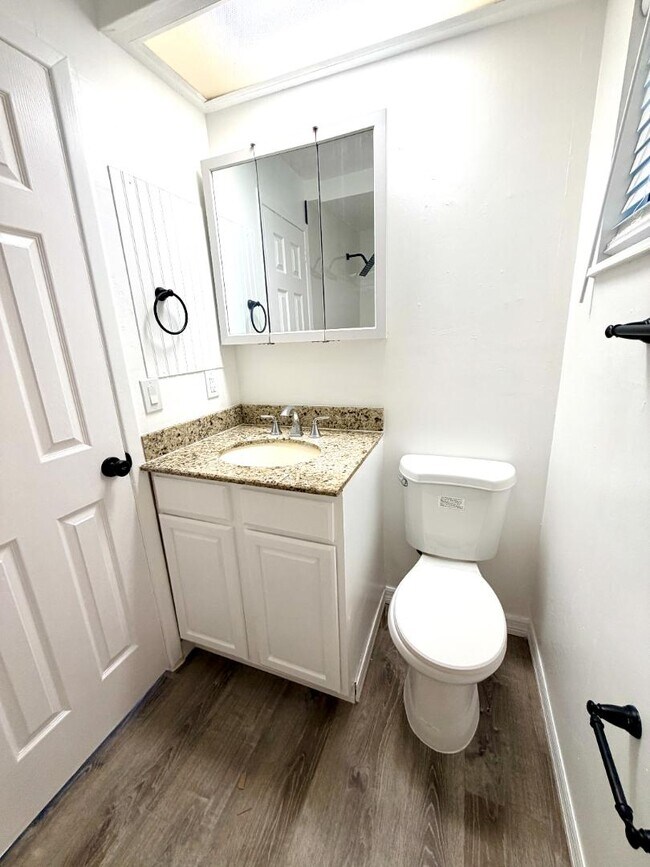 Building Photo - 4042 Boulder Dr