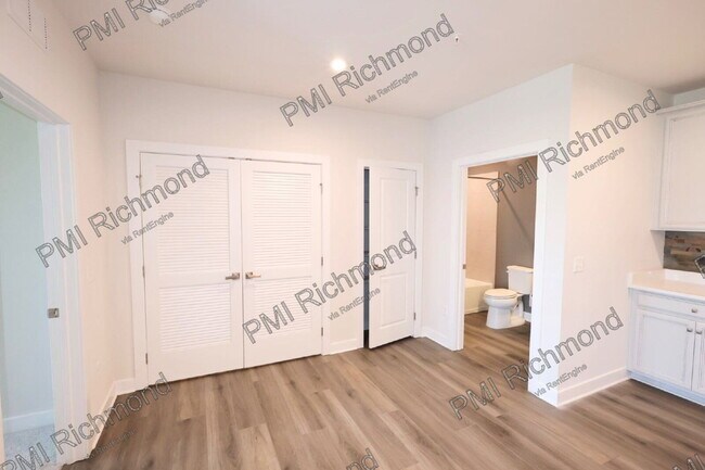 Building Photo - 3900 Maze Runner Dr