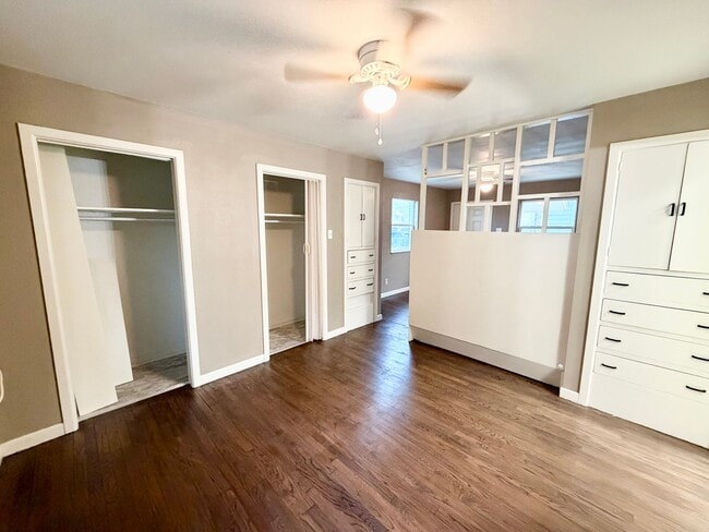 Building Photo - Beautiful 1 bedroom duplex in the heart of it all.