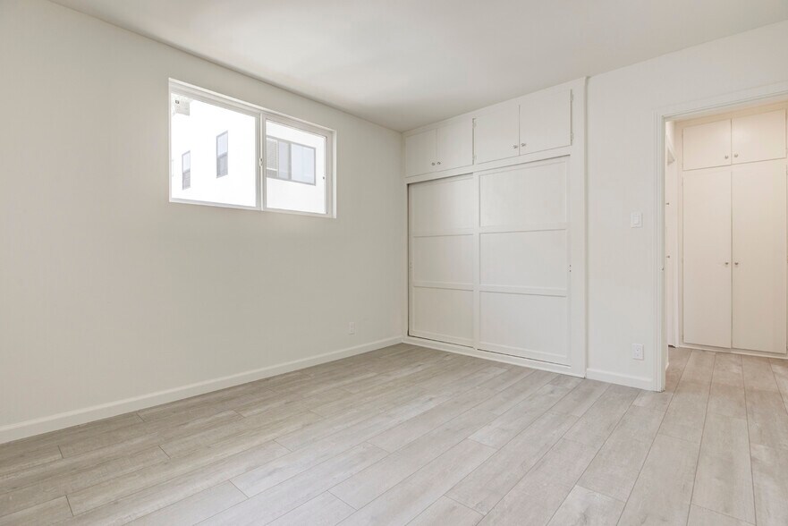 Building Photo - 12817 Barbara Ann St