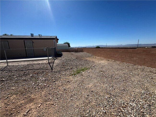 Building Photo - 4479 Lynda Cir