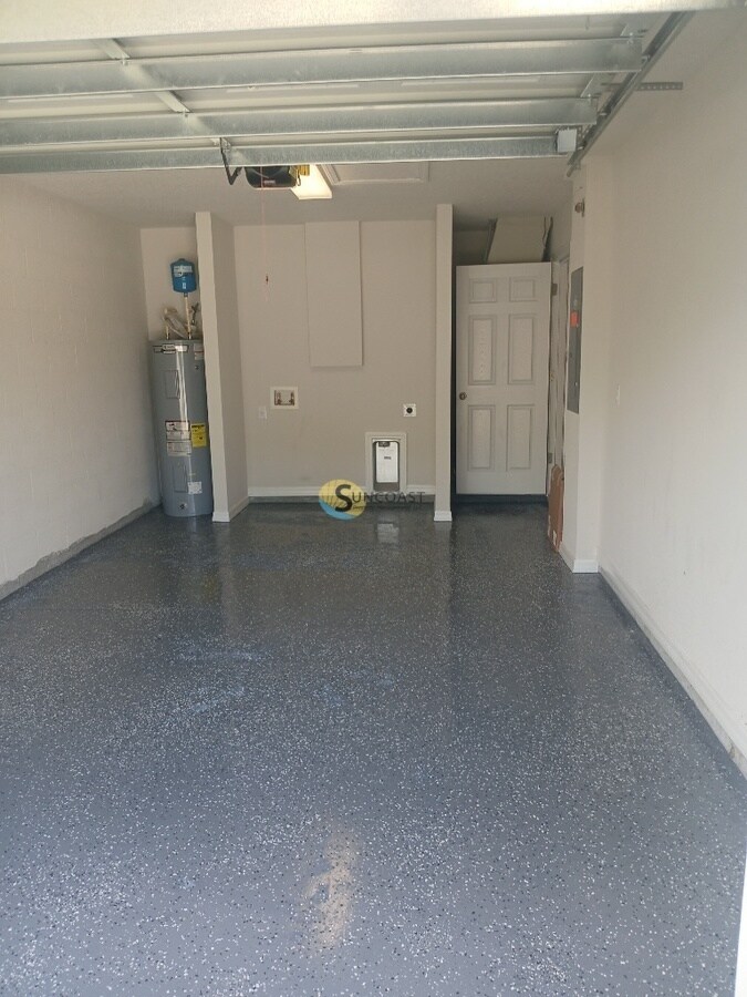 Building Photo - 84 Rickenbacker Dr