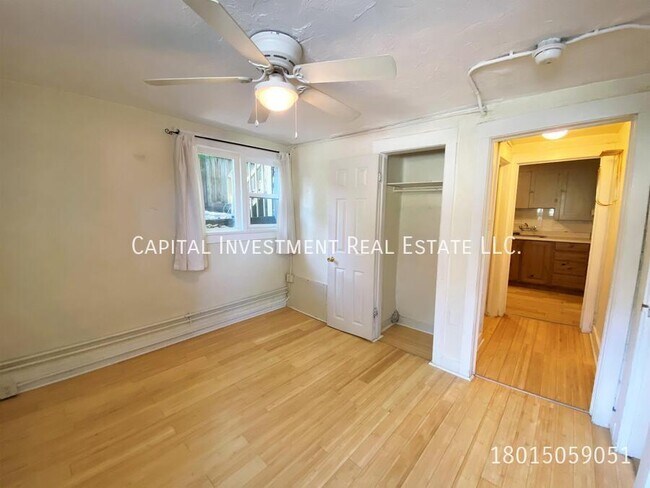 Building Photo - 575 S 900 E