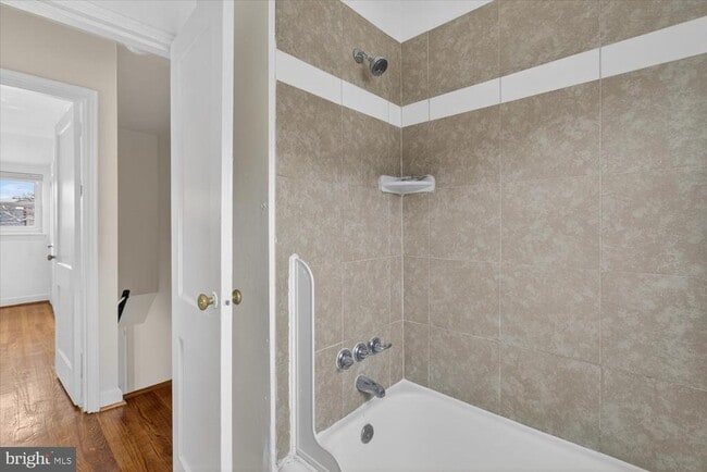 Building Photo - 4336 Dubois Pl SE