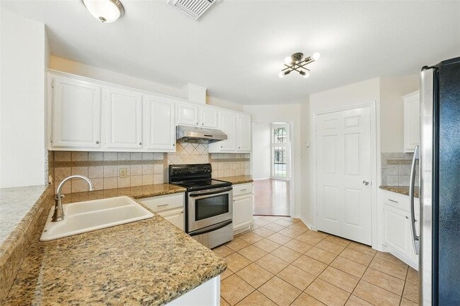 Building Photo - 3554 Ashfield Dr