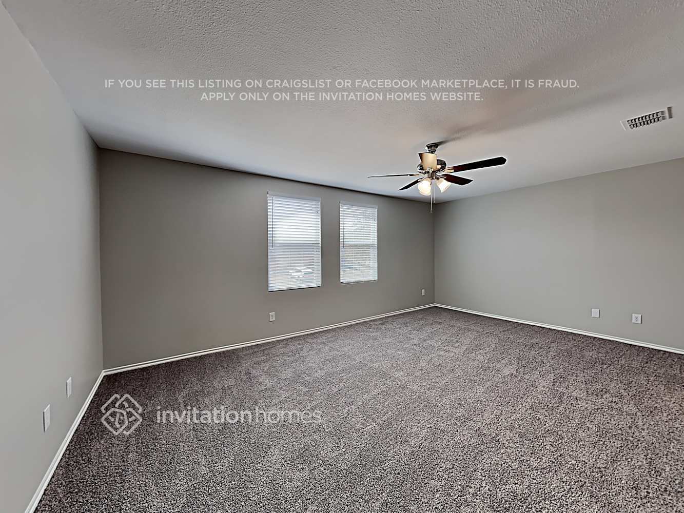 Building Photo - 1230 Sullivan Dr