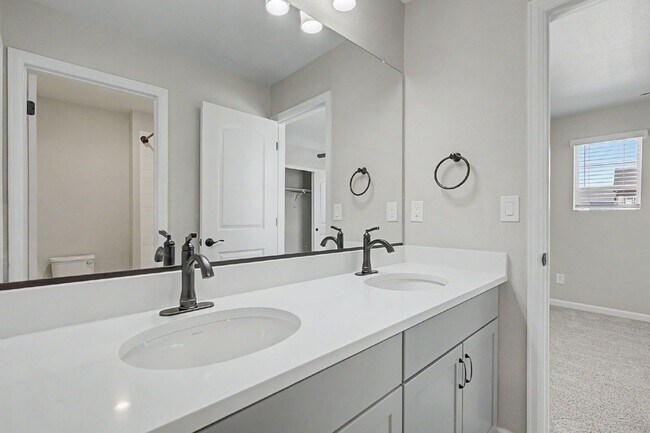 Building Photo - 1554 Rose Quartz Heights